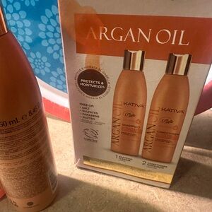 Ativa Argan Oil Shampoo and Conditioner - Orange Bottles